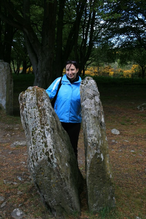 Clavas Cairns Steinkreis Schlottland Outlander Diana Gabaldon Feuer und Stein gespaltener Stein
