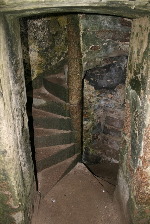 Clains Castle Dracula Bram Stoker Schottland Küste