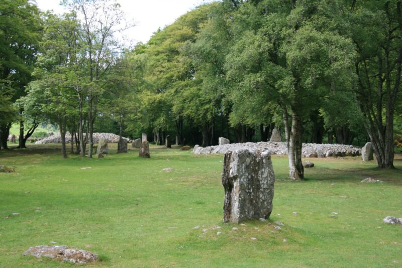 Clavas Cairns Steinkreis Schlottland Outlander Diana Gabaldon Feuer und Stein