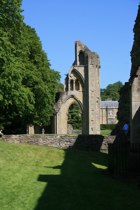 Artus Gral Glastonbury, Ruine, Klosterruine