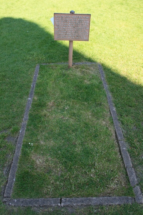 Artus Gral Glastonbury, Ruine, Klosterruine