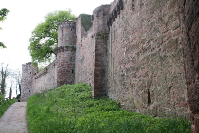 Henneburg Spessard Burgruine Franken Burg