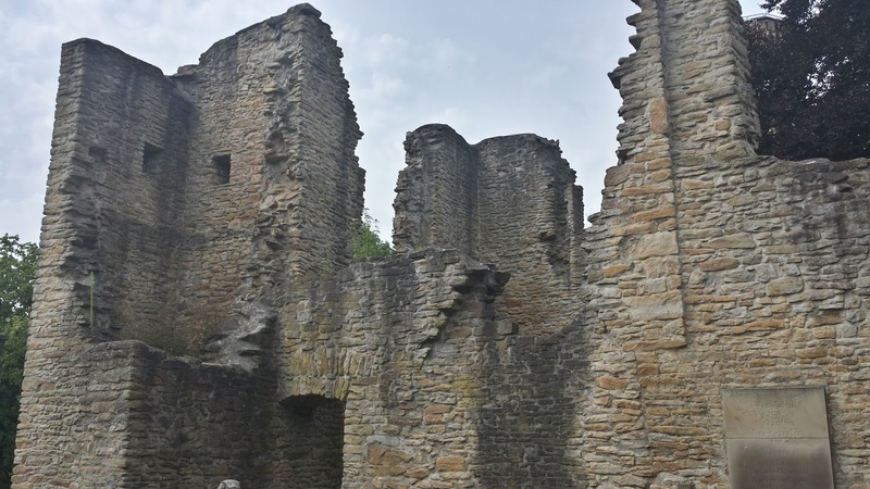 Hohensyburg Burgruine Dortmund Spukhaus