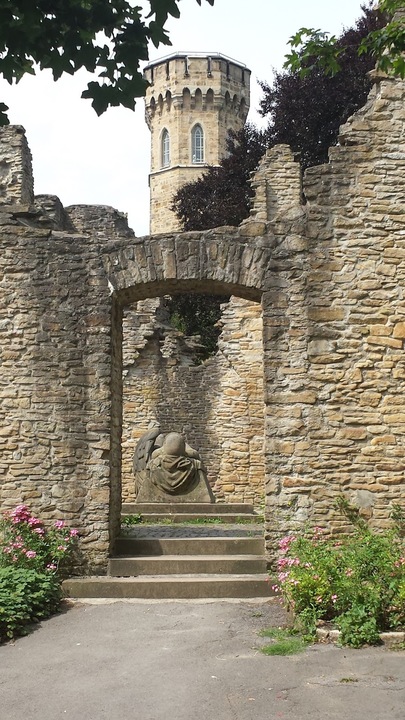 Hohensyburg Burgruine Dortmund Spukhaus