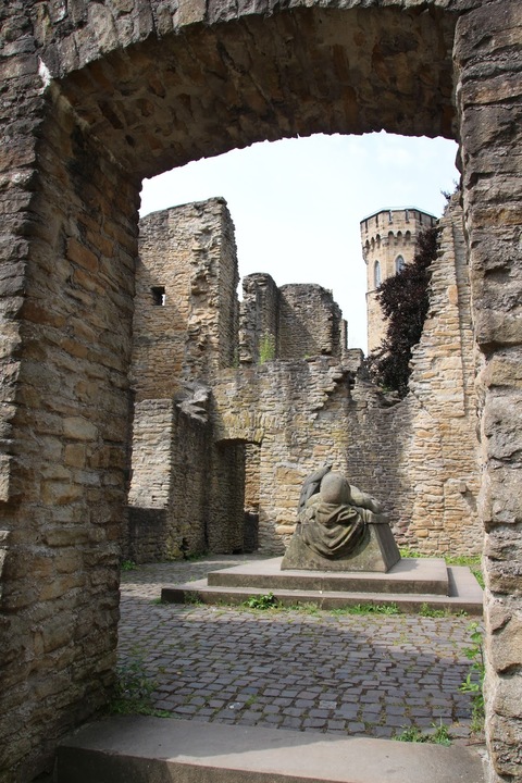 Hohensyburg Burgruine Dortmund Spukhaus Syburg