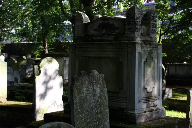 Bunhill Fields Cemetery