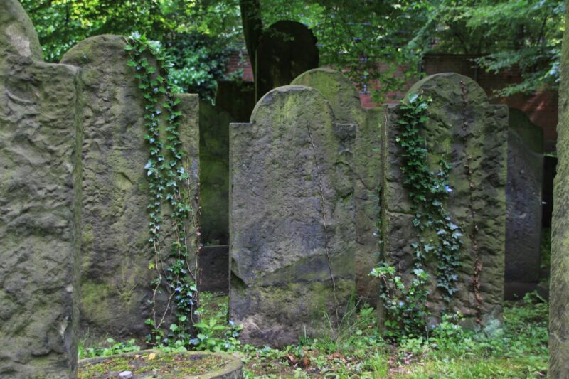 Jüdischer-Friedhof12