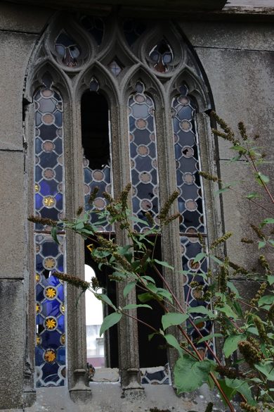 brest-friedhof-verfallenes-mausoleum-6