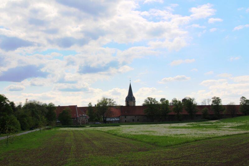 Harzer Klosterwanderweg, Übernachtung, Kloster