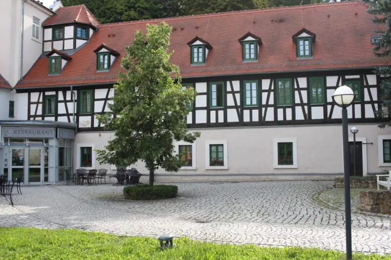 Burg und Schloss Schweinsburg