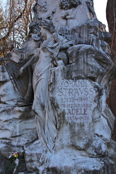 Grab von Johann Strauss auf dem Zentralfriedhof in Wien