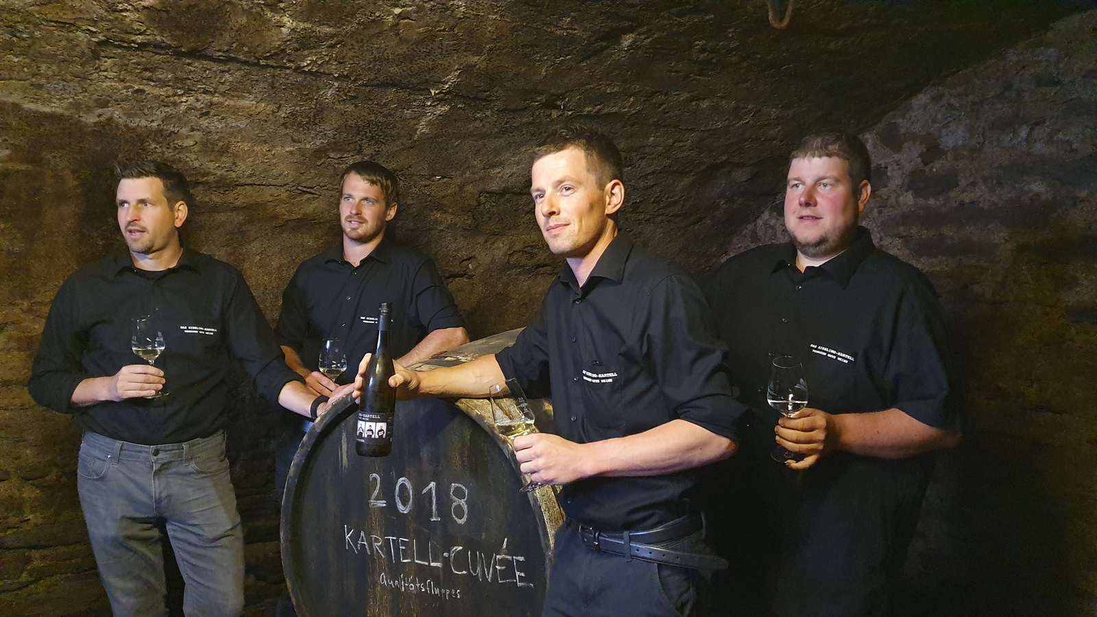 Die jungen Winzer des Riesling-Kartells - sie haben Deutschlands coolsten Wein kreiert. 