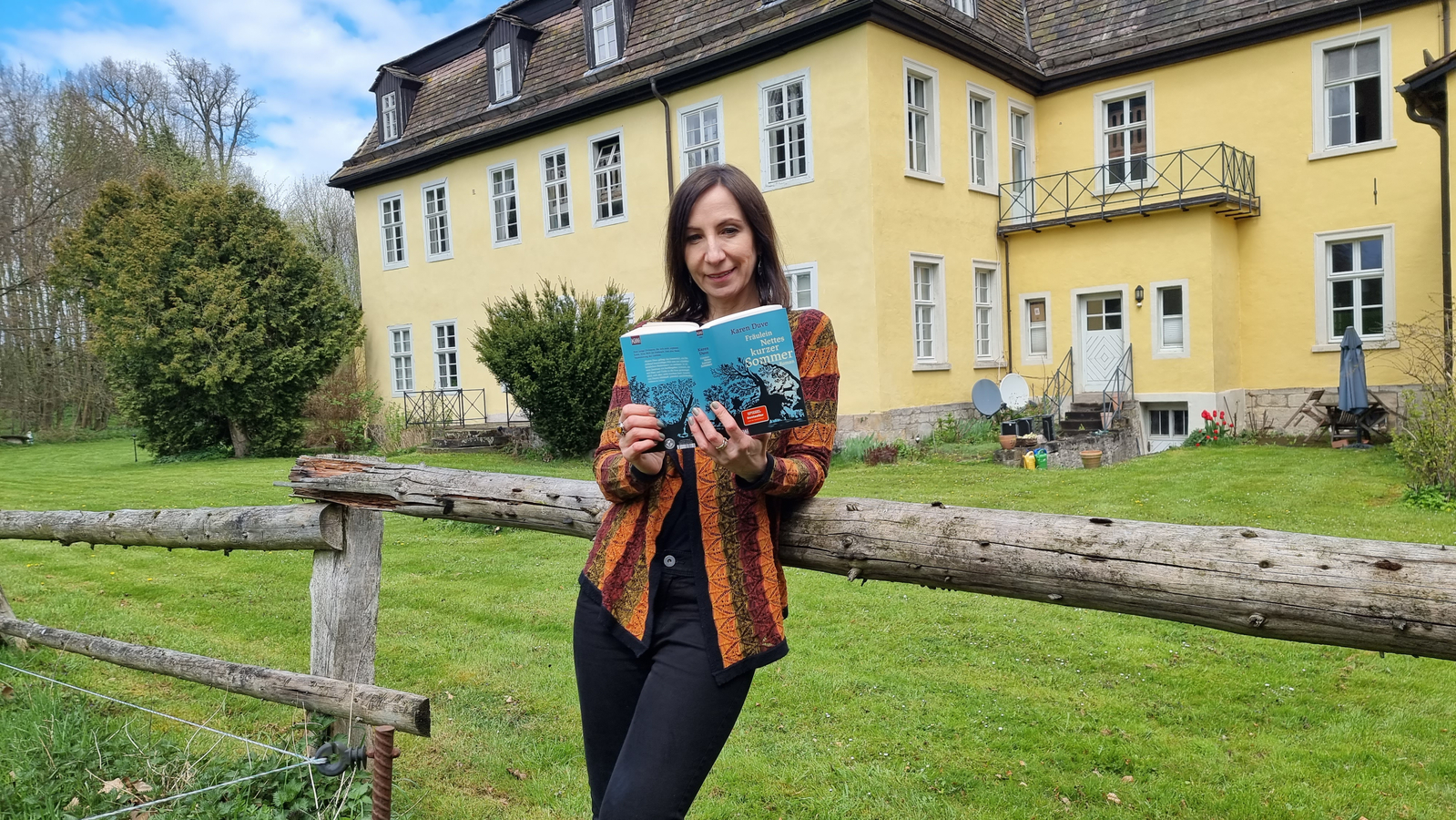 Ostwestfalen, Ostwestfalen-Lippe, Sehenswürdigkeiten bei Brakel, Schlösser in Ostwestfalen, Annette von Droste-Hülshoff in Ostwestfalen, Fräulein Nettes kurzer Sommer, Karen Duve