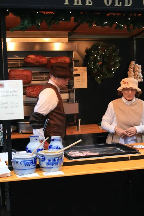 Deventer Charles Dickens Weihnachtsmarkt, Festijn
