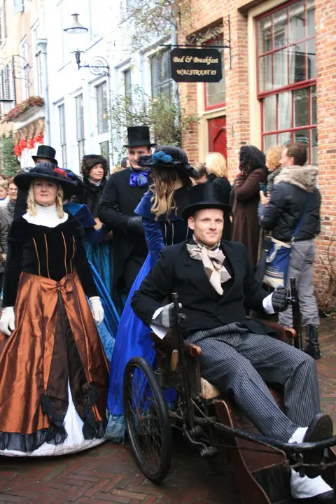 Deventer Charles Dickens Weihnachtsmarkt, Festijn