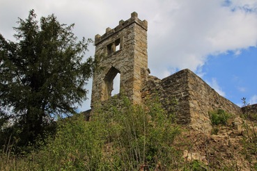 Burg Ringelstein – eine Hochburg der Hexenverfolgung in Ostwestfalen