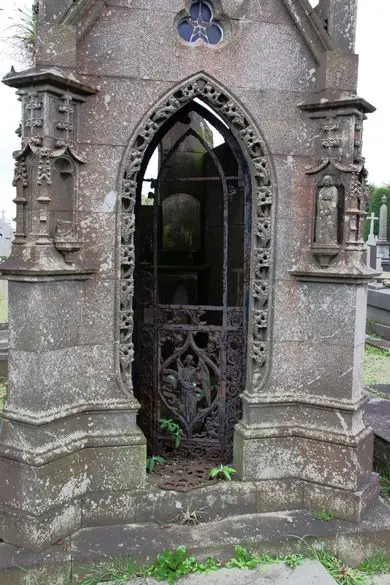 brest-friedhof-mausoleum-1