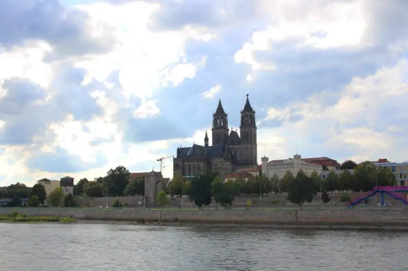 Magdeburger Dom am Wasser, Sehenswürdigkeiten von Magdeburg
