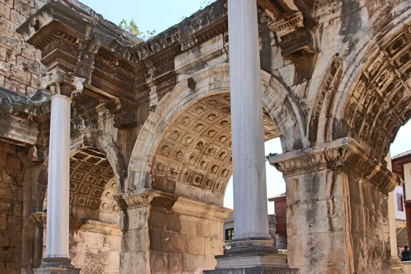 Sehenswürdigkeiten Antalya, römische Ruinen in Antalya