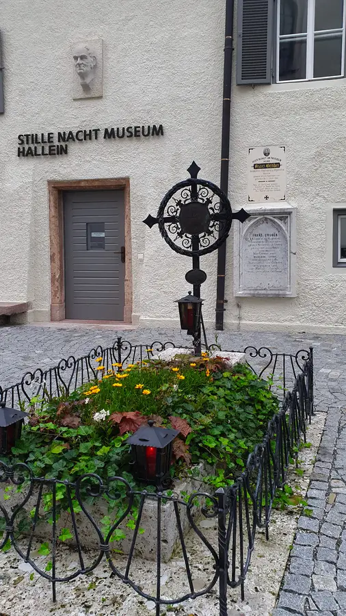 Stille Nacht Museum, Franz Xaver Gruber, Hallein, Salzkammergut, Sehenswürdigkeiten Hallein, Grab von Franz Gruber
