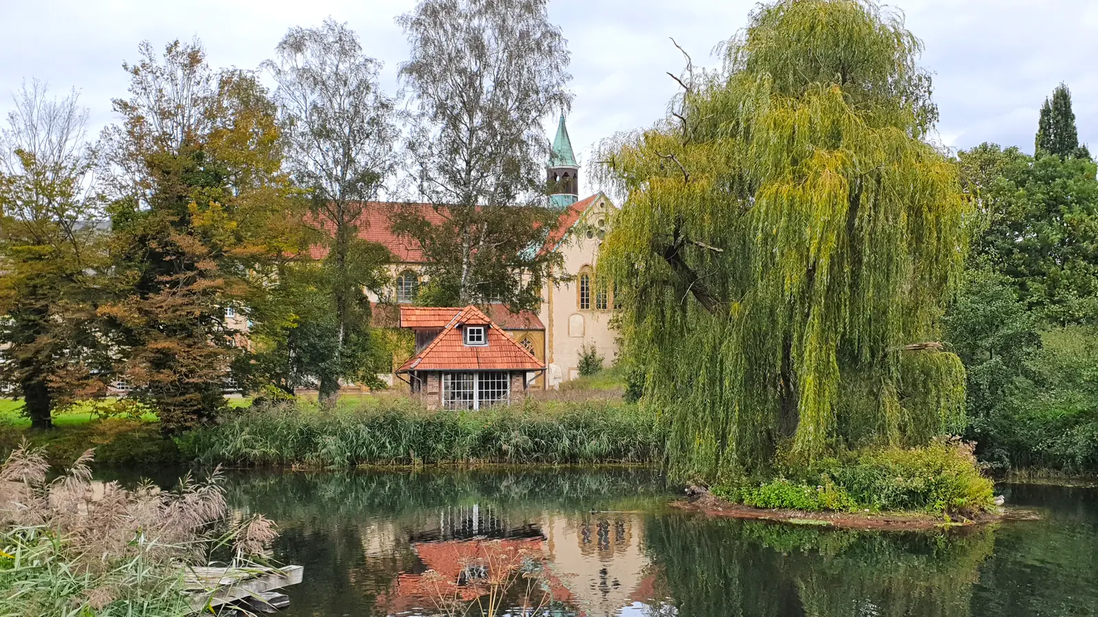 Kloster Marienfeld, Klöster im Teutoburger Wald, Sehenswürdigkeiten im Kreis Gütersloh, Wandern in Harsewinkel