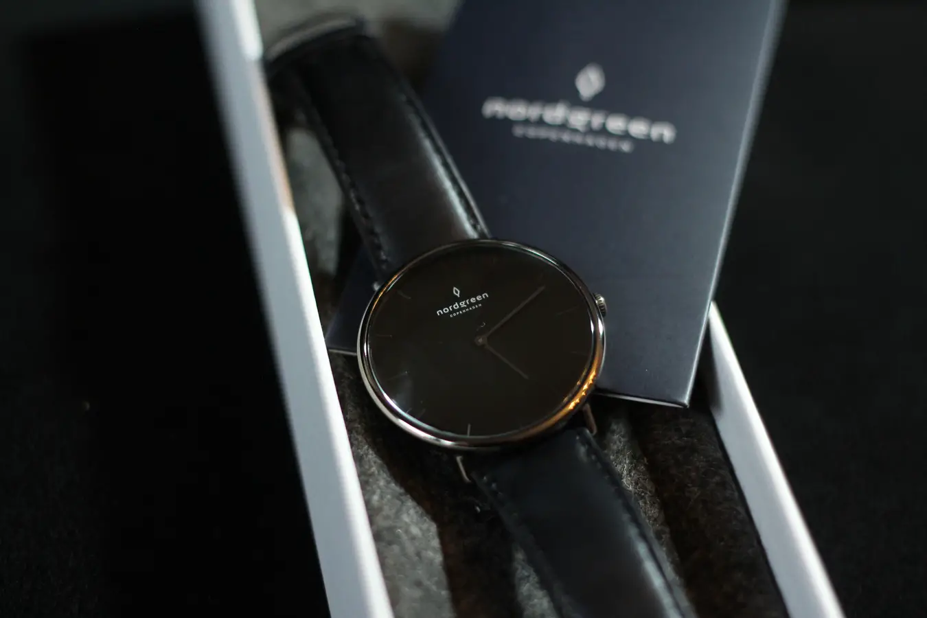 Nordgreen Uhr, Uhr im dänischen Design, Uhr im skandinavischen Design, schwarze Uhr, Klassische Uhr