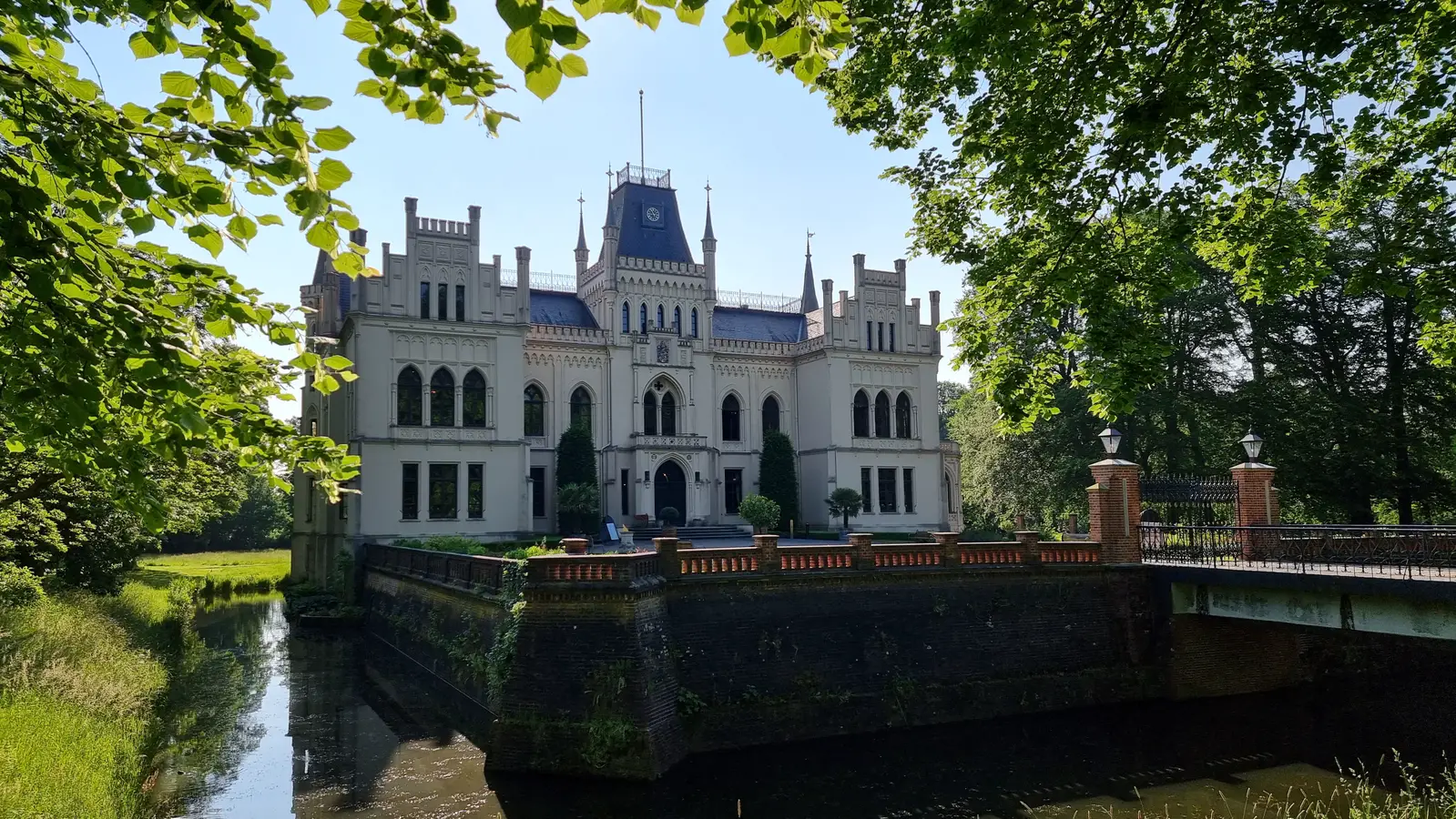 Burgen und Schlösser in Ostfriesland, Ausflugsziele in Ostfriesland, Schloss Evenburg, Leer in Ostfriesland
