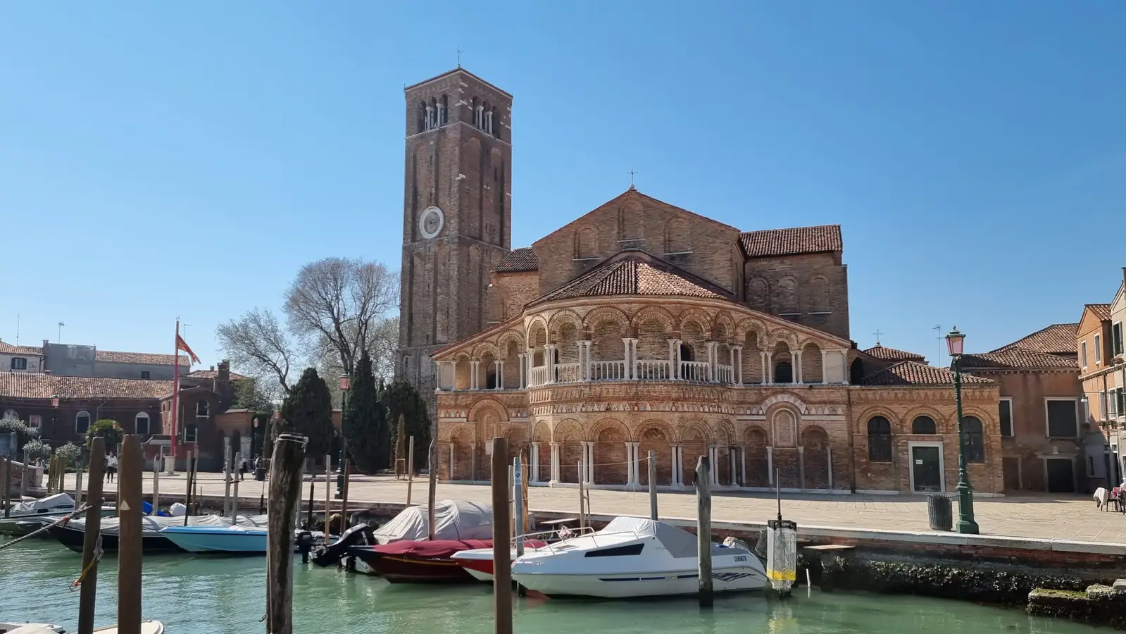 Kirche Santi Maria e Donato in Venedig, Insel Murano, Kirche mit Drachenknochen, geheimnisvolles Venedig, Sehenswürdigkeiten von Murano 