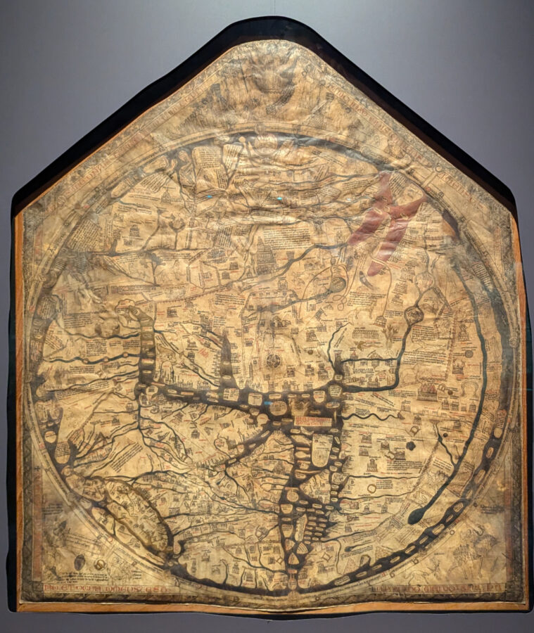 Fabelwesen auf einer mittelalterlichen Weltkarte, Phantastische Wesen auf der Mappa Mundi, Sehenswürdigkeiten von Hereford