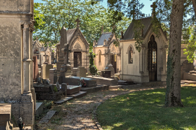 Der Friedhof Préville: Ein sehenswerter Friedhof in Nancy und ein Highlight des Jugendstils 