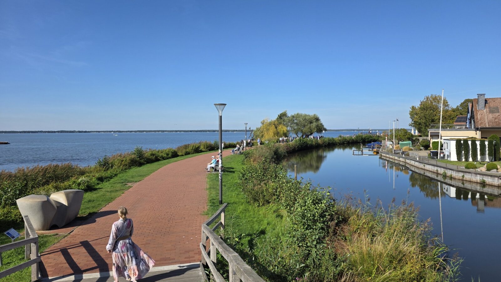 Wenn man ein Kultur-Wochenende in Hannover plant, kann man ein Abstecher ans Steinhuder Meer machen. 