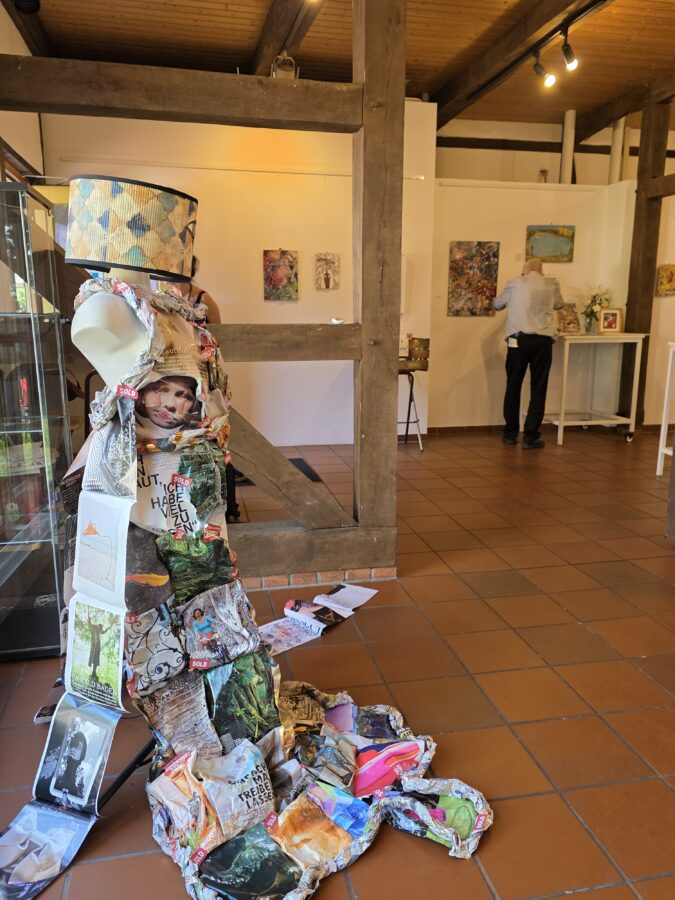 Kunst und Kultur am Steinhuder Meer entdecken, z. B. an der Promenade in Steinhude. 