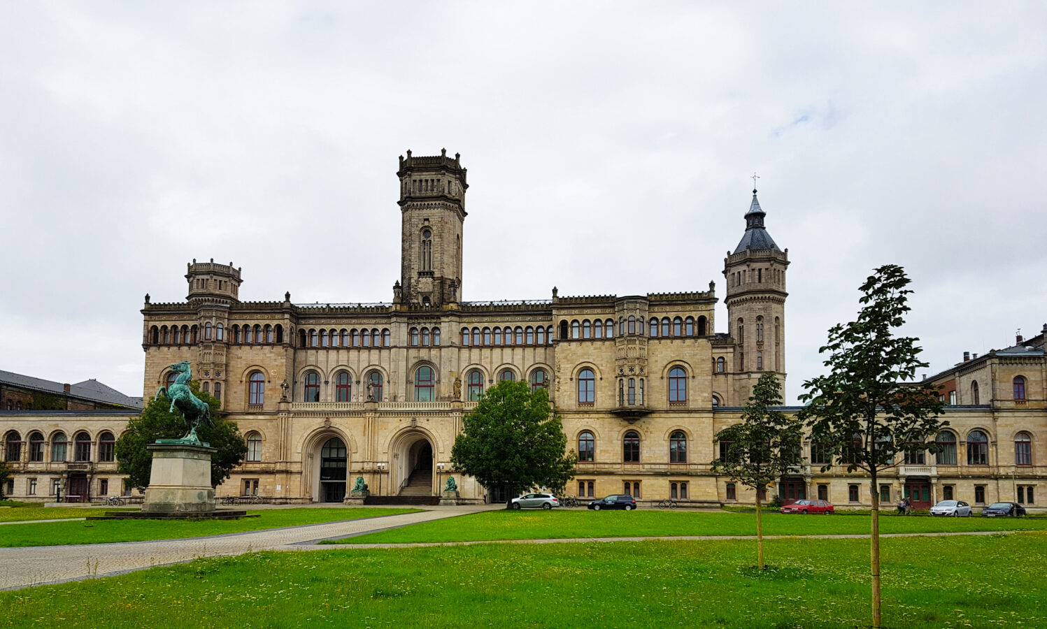 Universität im Leineschloss