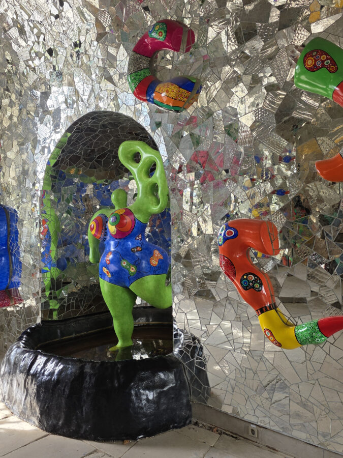 Grotte von Niki de Saint Phalle in Hannover, Herrenhäuser Gärten